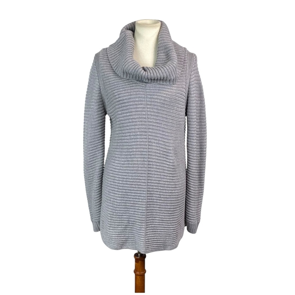 Woman’s Calvin Klein ribbed cowl neck long sweater size L